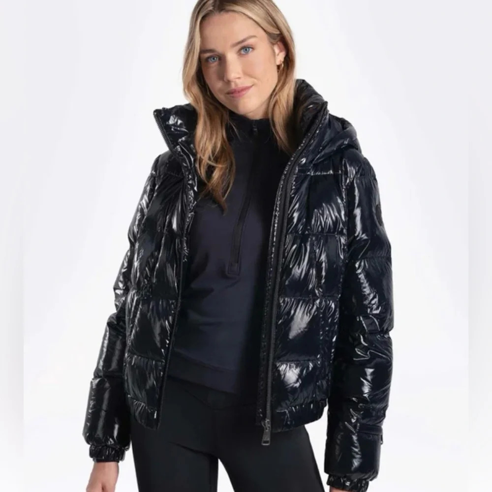 Lole Le Everly puffer coat excellent condition. Labeled XXS but fits like XS